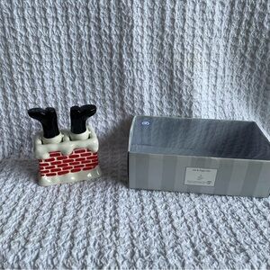 New Department 56 Salt and Pepper shaker set Santa’s legs in chimney‎ Christmas